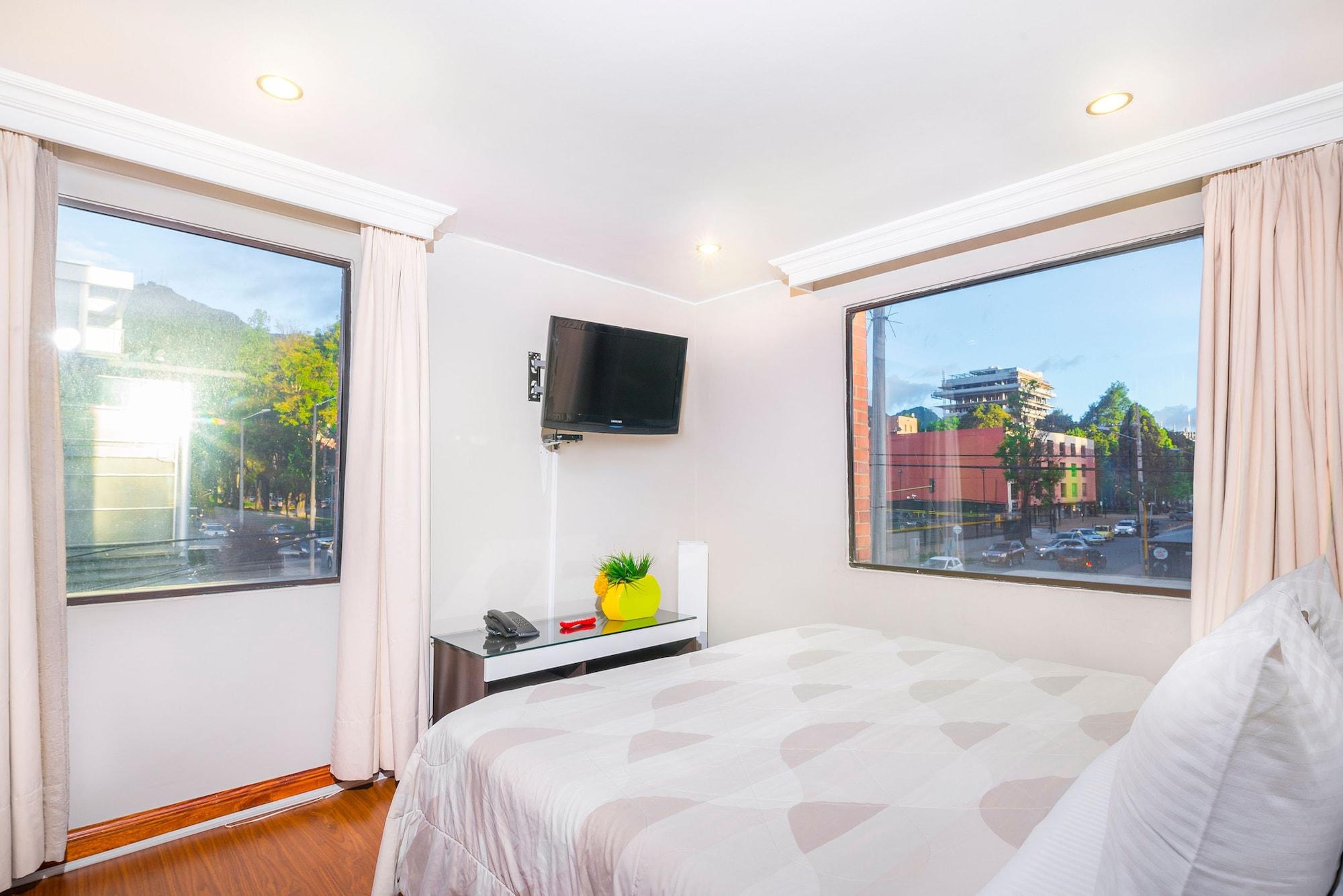 Lloyds Apartasuites Parque 93 Bogotá Esterno foto