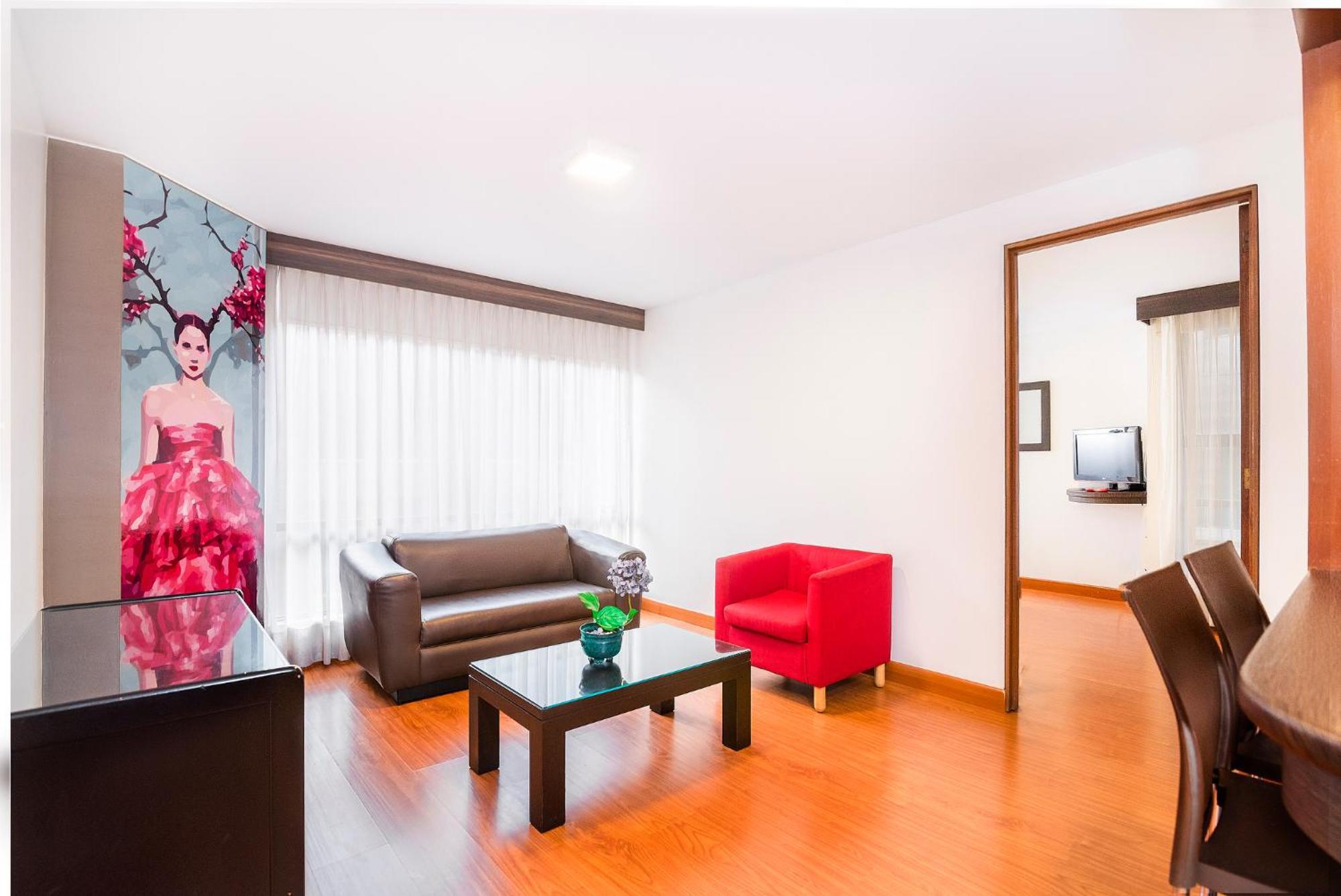 Lloyds Apartasuites Parque 93 Bogotá Esterno foto