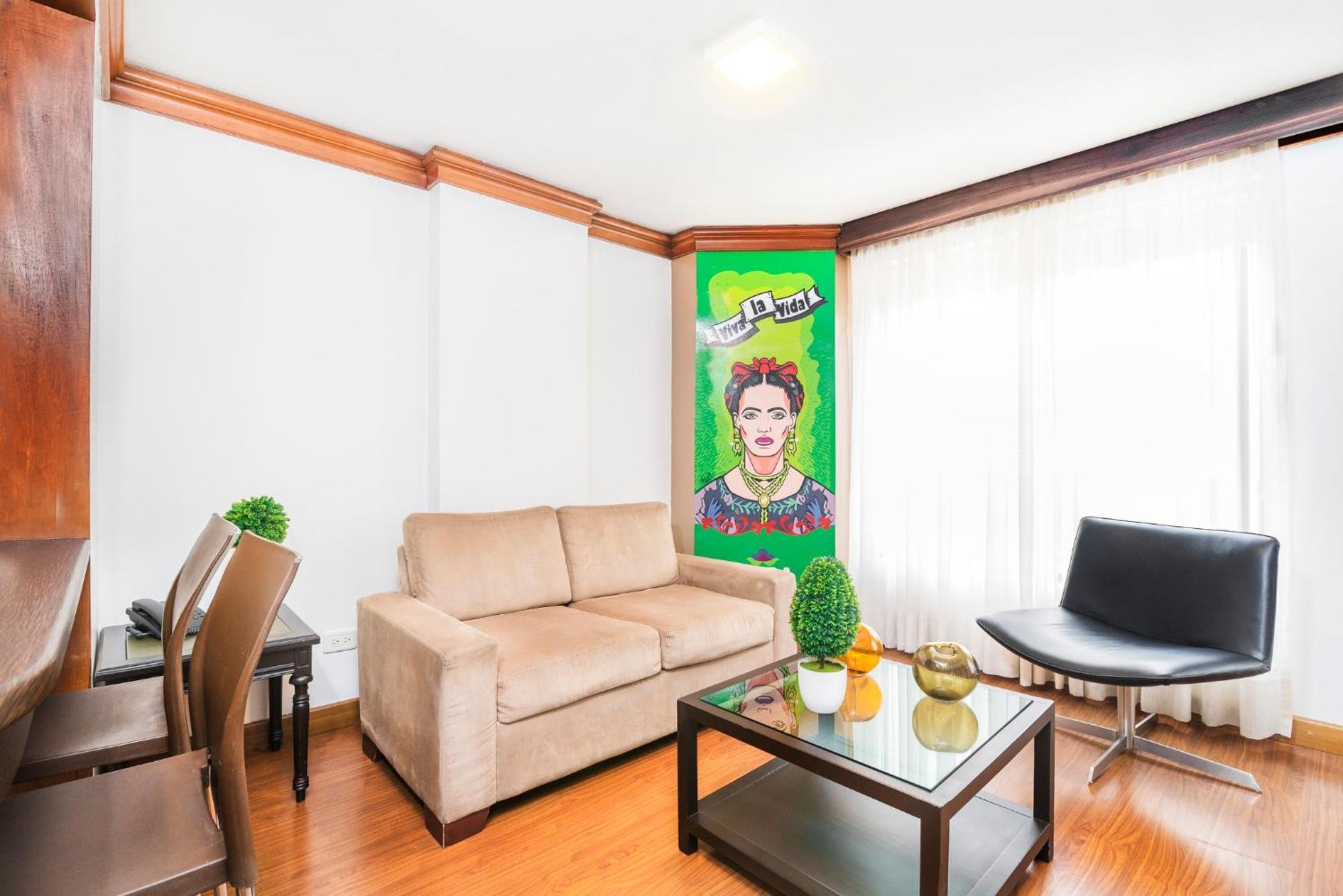 Lloyds Apartasuites Parque 93 Bogotá Esterno foto