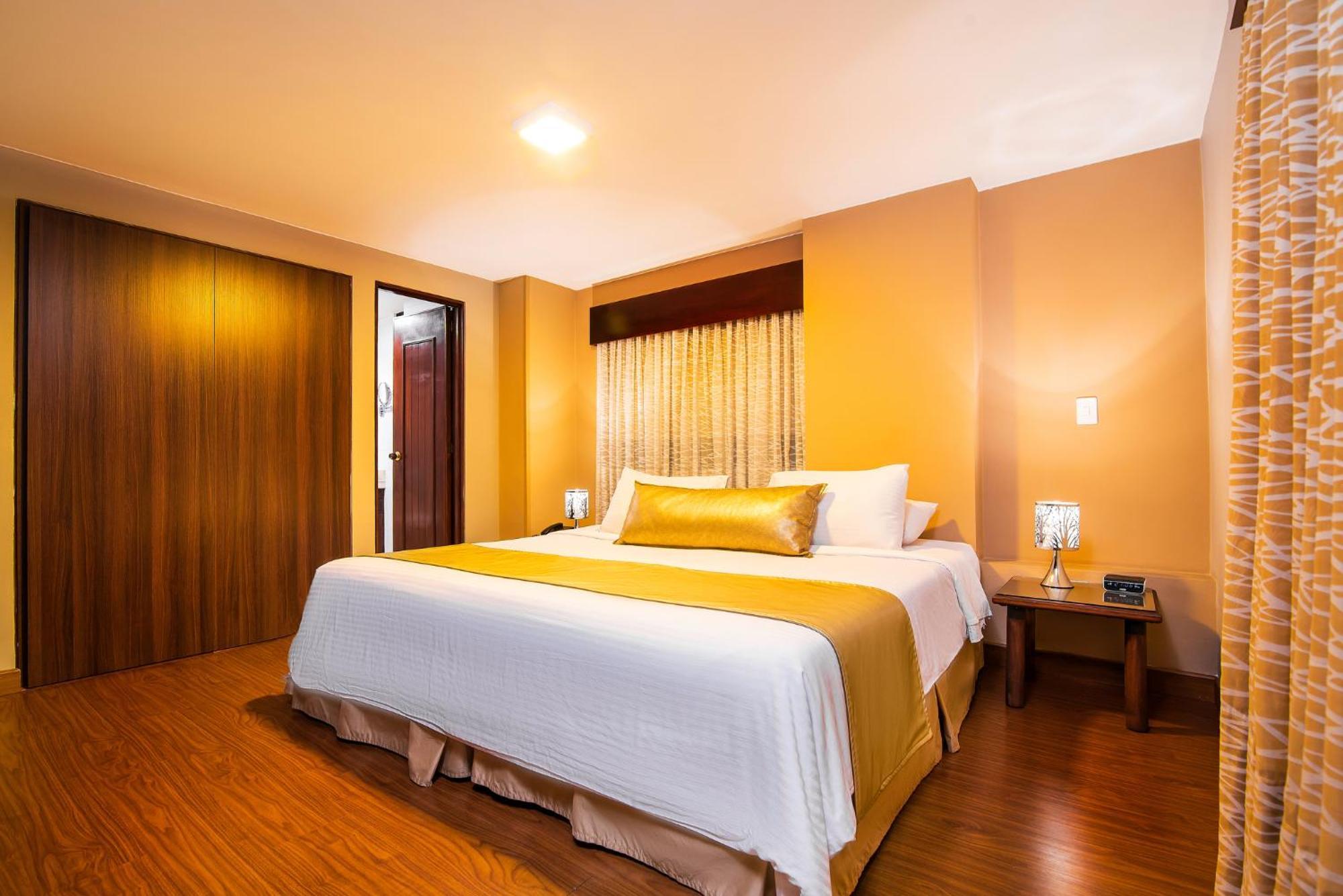 Lloyds Apartasuites Parque 93 Bogotá Esterno foto
