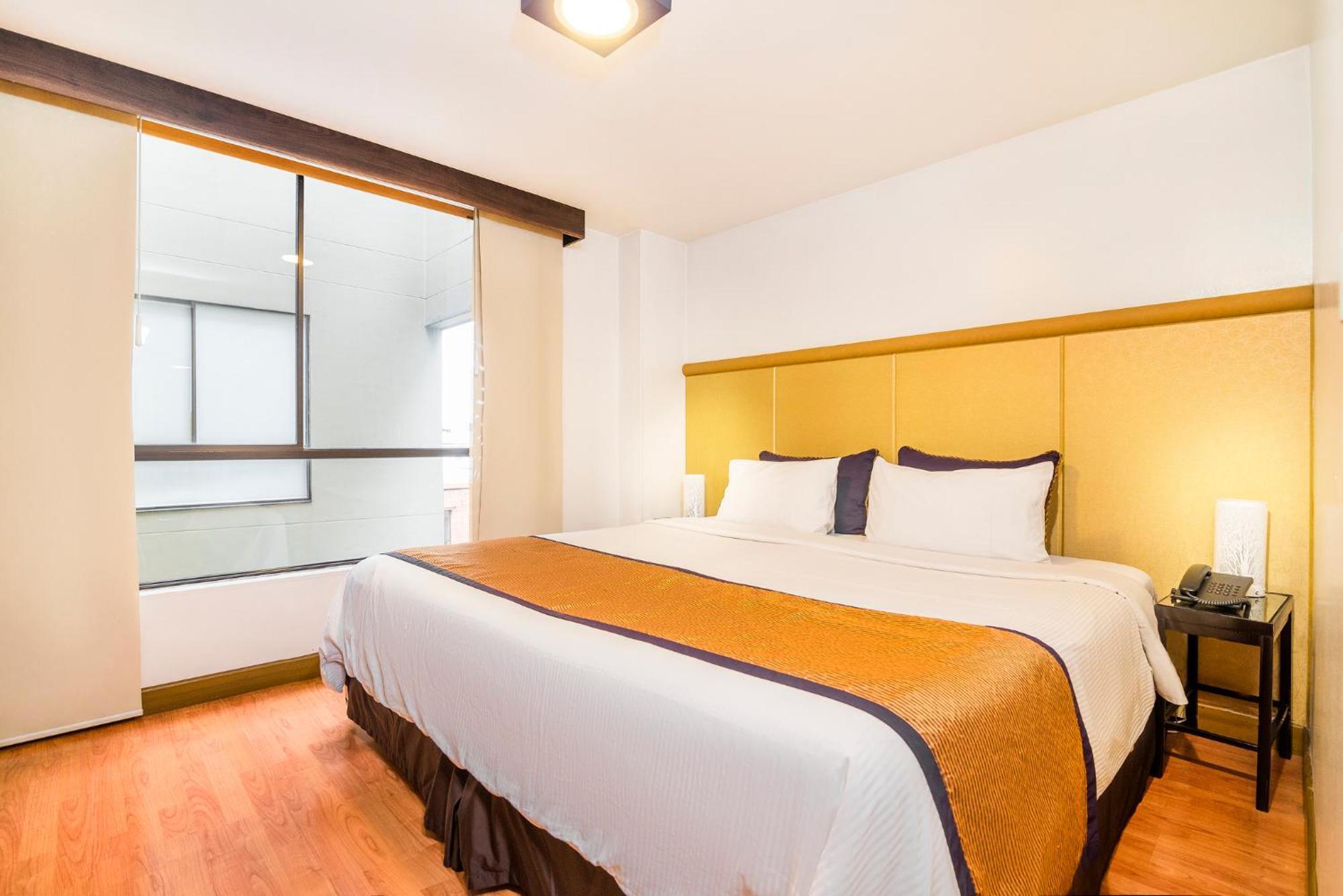 Lloyds Apartasuites Parque 93 Bogotá Esterno foto